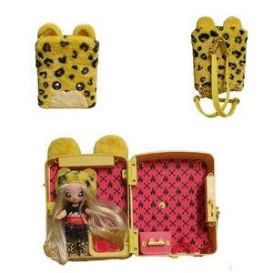 Na Na Na Surprise 3 in 1 Backpack Bedroom Playset Jennel Jaguar Fashion Doll